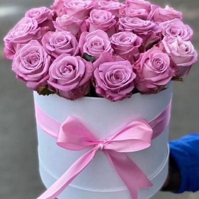 “CLASSIC # 3” Arrangement in box .